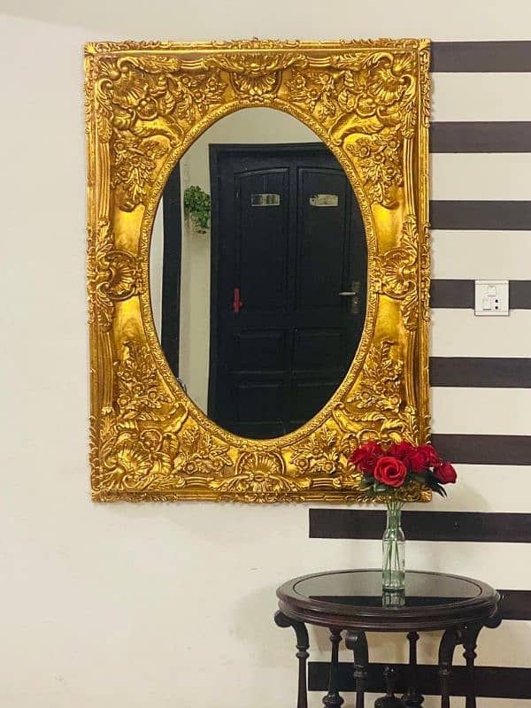 Golden decorative mirror 1