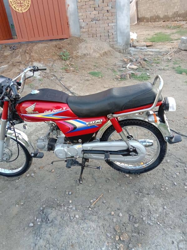 Honda cd 70 Model 2010 7