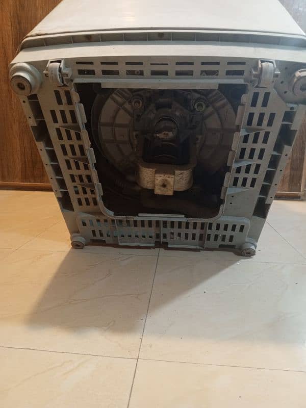 Allied Washing machine automatic in cheap price good condition 2