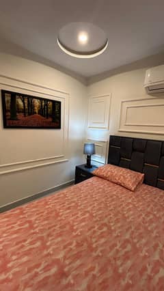 ONE BEDROOM FURNISHED APARTMENT FOR RENT IN TALHA BLOCK BAHRIA TOWN LAHORE