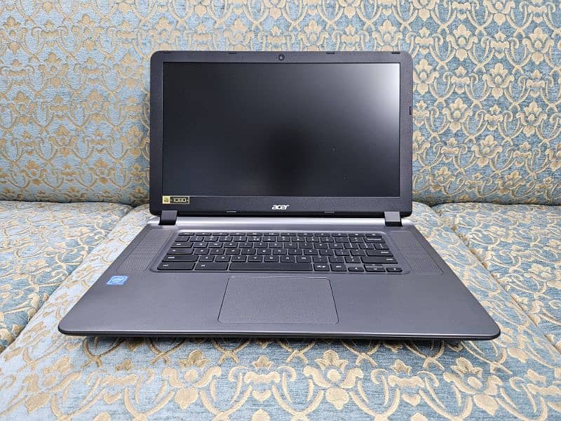 Acer Large Laptop 15.6" 1080p 0