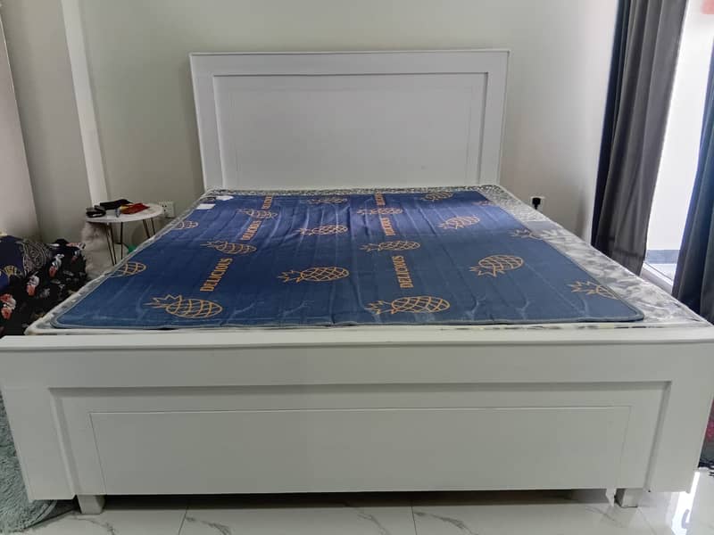 Bed/Double bed/single bed/Queen size bed/wooden beud 2