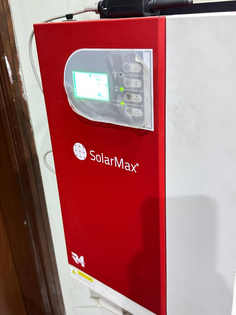 Solar Max Solar Inverter 3.2Kw with Tubular Batteries 1