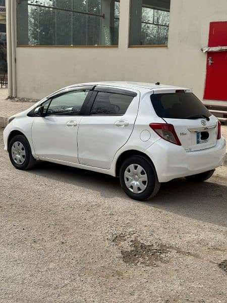 Toyota Vitz 2012 6