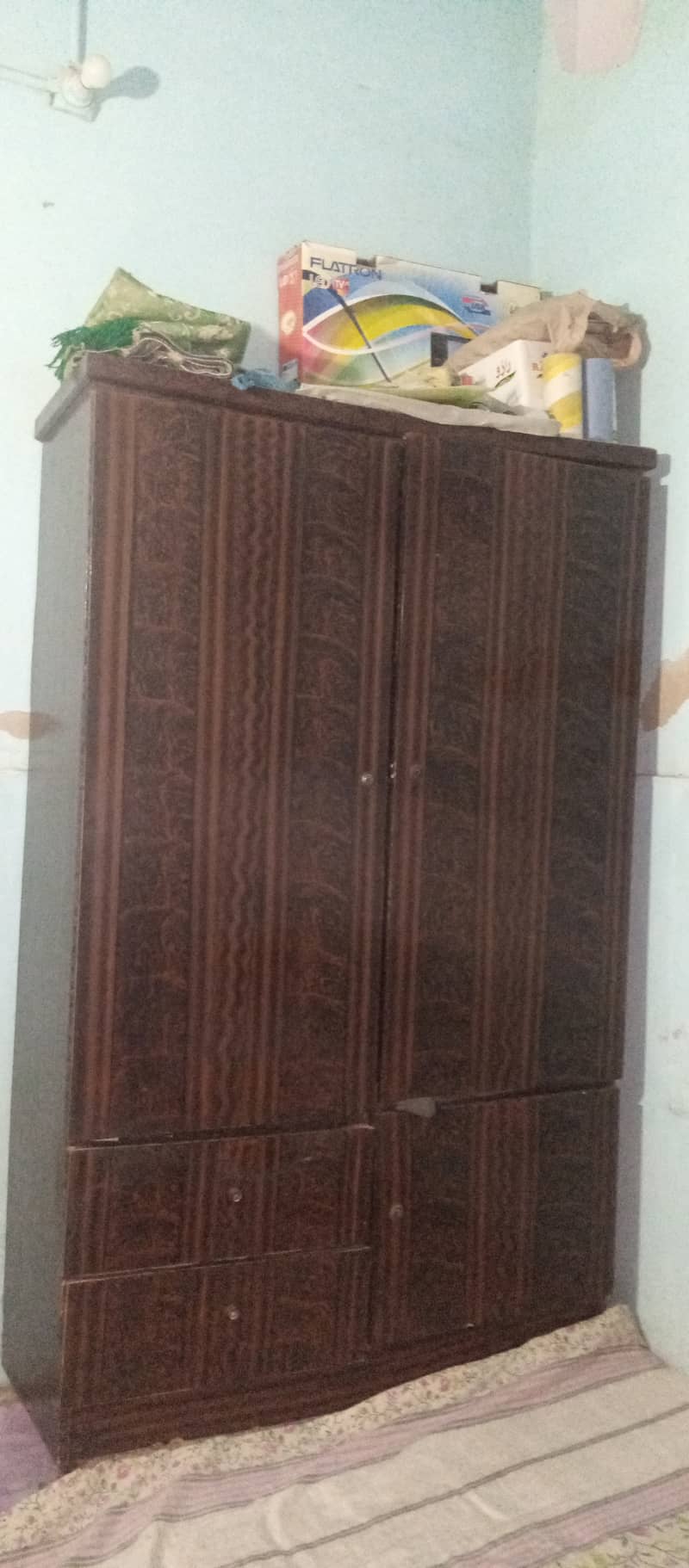 Wardrobe/Almari Good condition 0