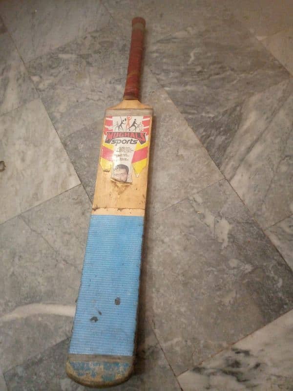 Cricket tap baal bat 0