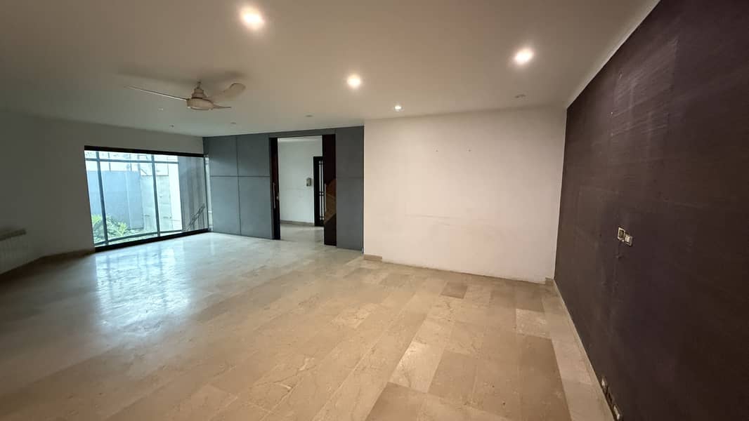 2 Kanal House For Rent 44