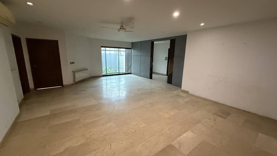 2 Kanal House For Rent 35