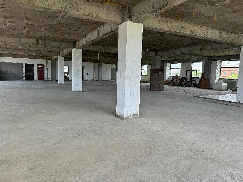 40000 Sq. Ft Commercial Building For Rent Gulberg 15