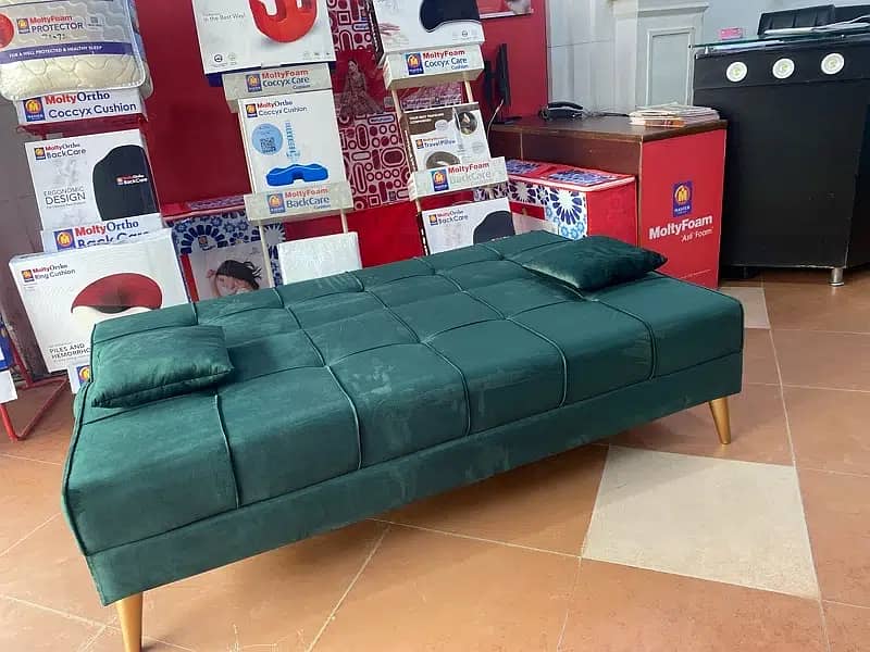 Brand new sofa cumbed size 36x72 standard 1