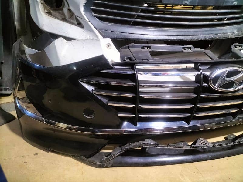 Hyundai sonata 2022 to 2024 model front bumper headlight available 4