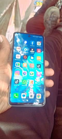 itel p55  8+8gb ram  128gb memory