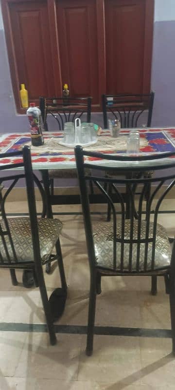 6 chairs 1 dining table condition 10 by 9 0