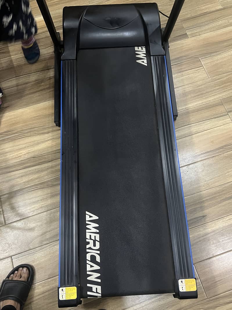 Barely used treadmills 6