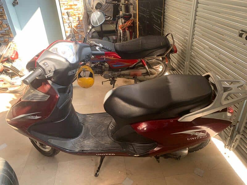 united scooty with 100cc 2