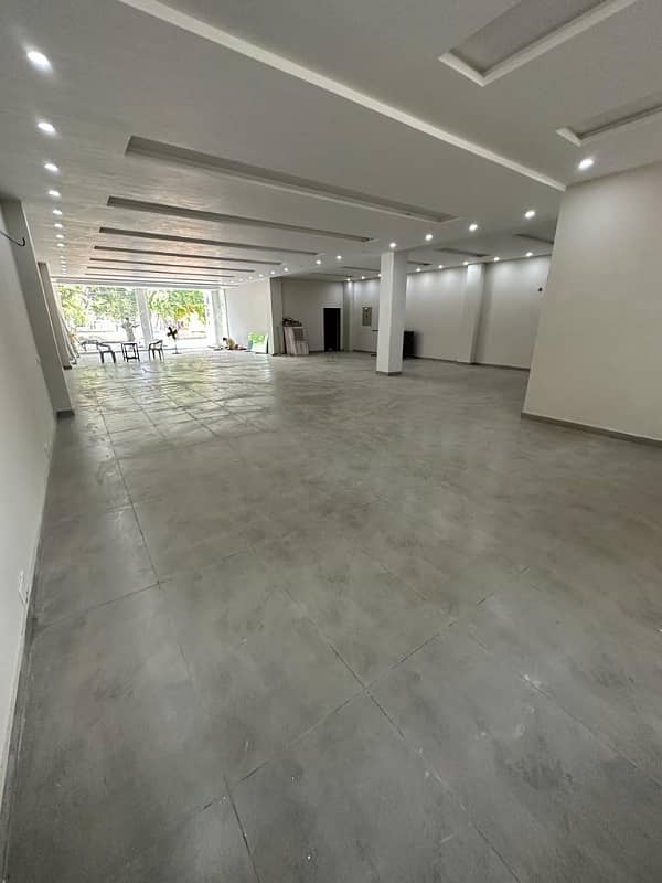 4000 SQ. FT Commercial Hall For Rent 17