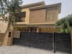 2 Kanal Commercial House For Rent