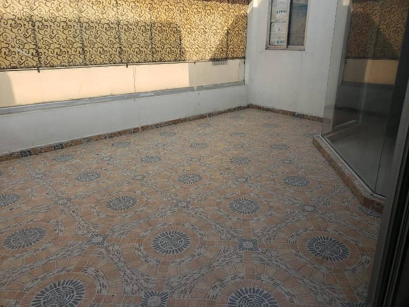 1 Kanal Commercial House For Rent 3