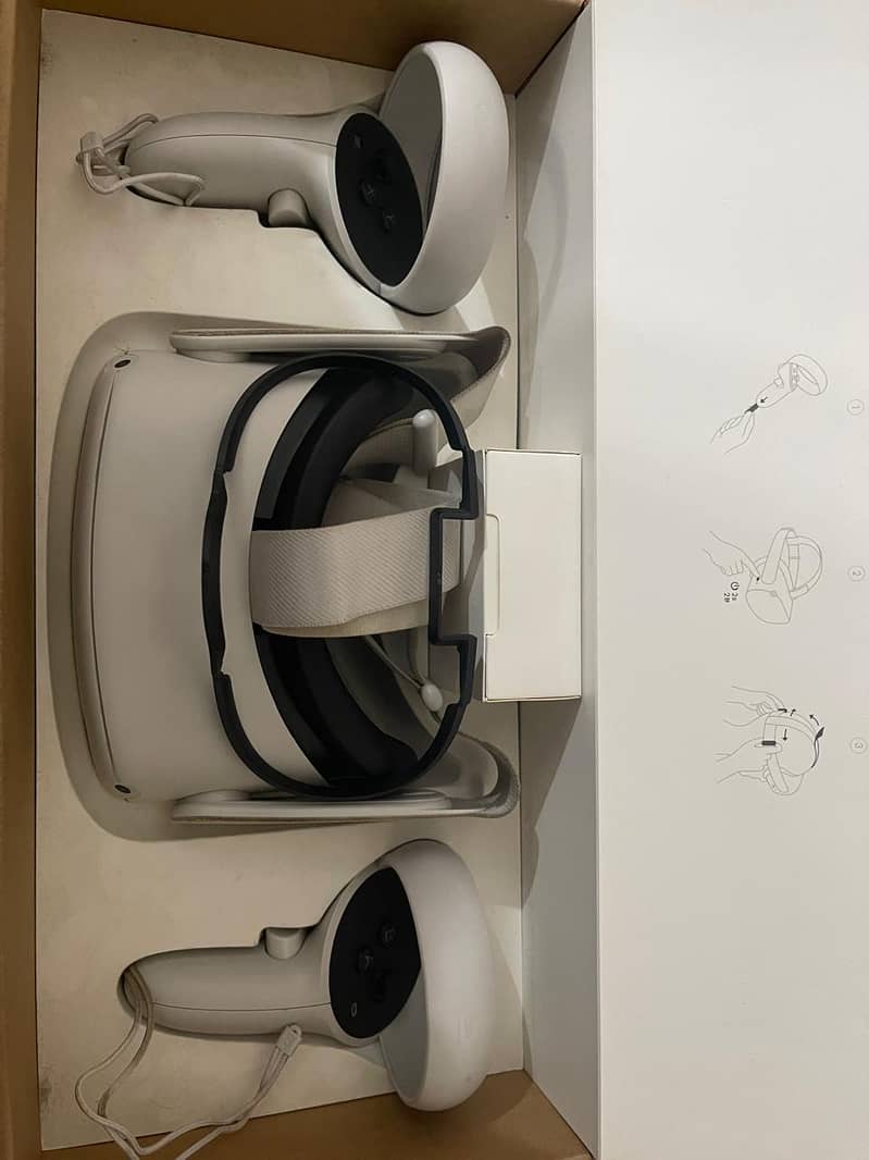 Oculus Quest 2 with 256 gb 2