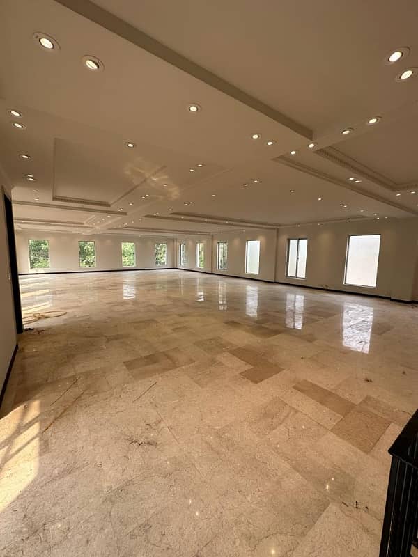 6000 Sq Ft Commercial Hall Is Available FOR 3