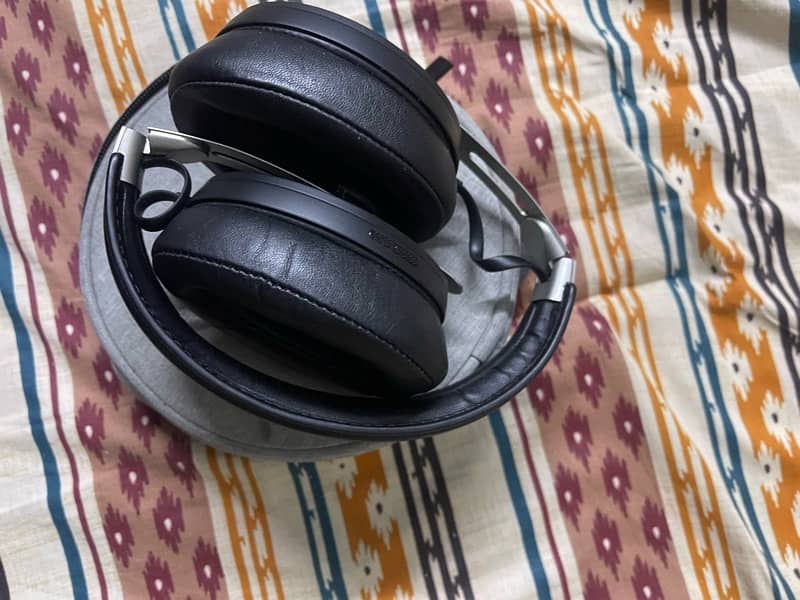 SENNHEISER MOMENTUM 3 WIRELESS 5