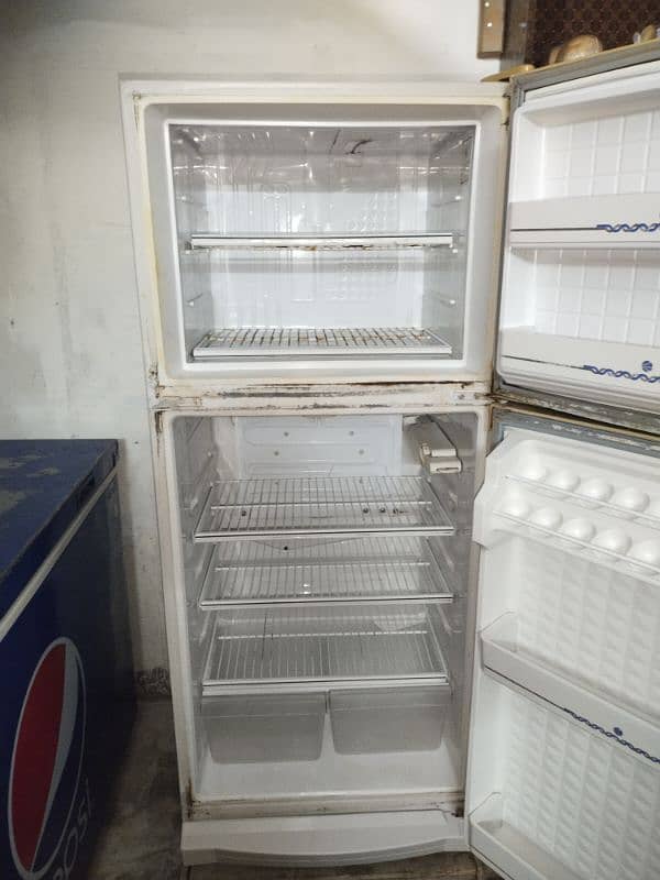 Dawlance Freezer and Refrigerator Model(9170 WB) 4