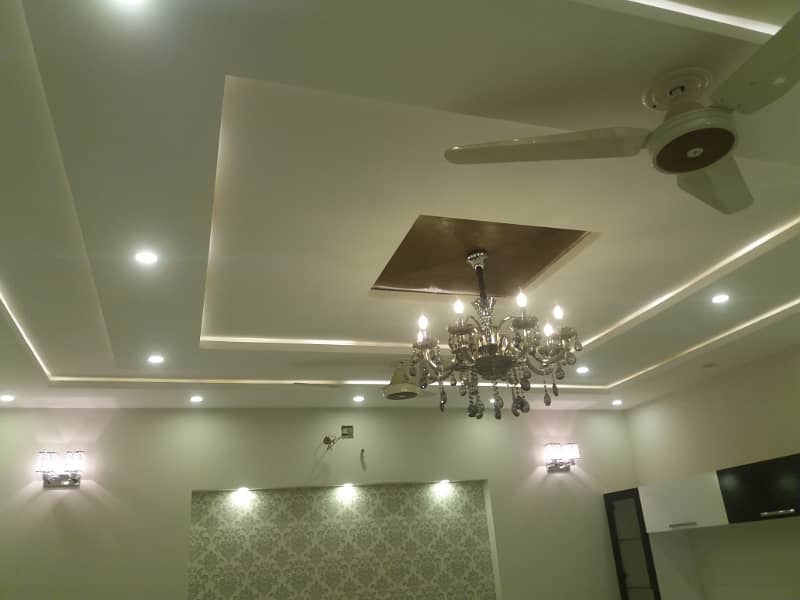 Like New 8 Marla Upper Portion For Rent In Usman Block Sector B Bahria Town Lahore 4