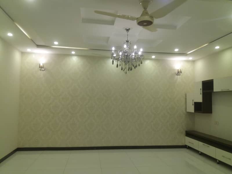 Like New 8 Marla Upper Portion For Rent In Usman Block Sector B Bahria Town Lahore 14