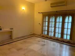 House For Rent In Gulberg 2