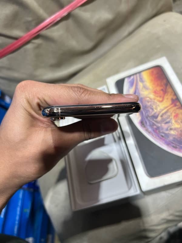 iphone xsmax 64gb hk model 4