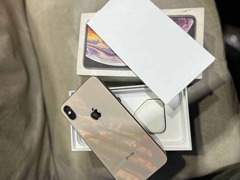 iphone xsmax 64gb hk model 8