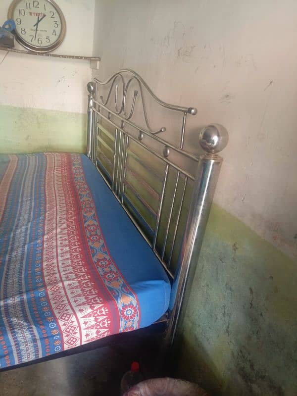 king size steel bed with matress 1