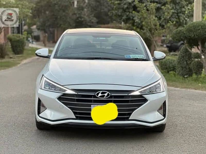 Hyundai Elantra 2022 1