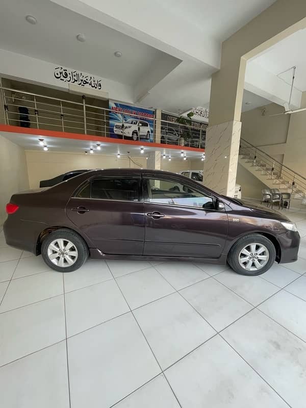 Toyota Corolla Altis 2012 4