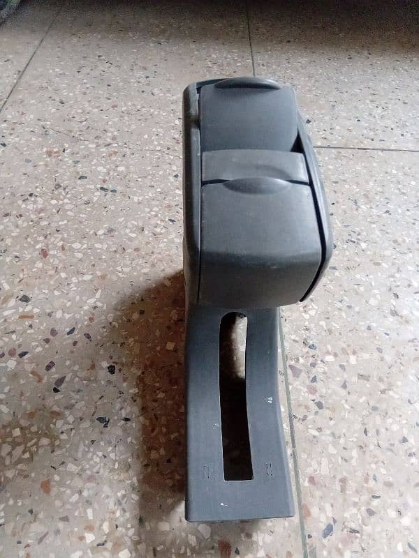 Universal Arm Rest 1