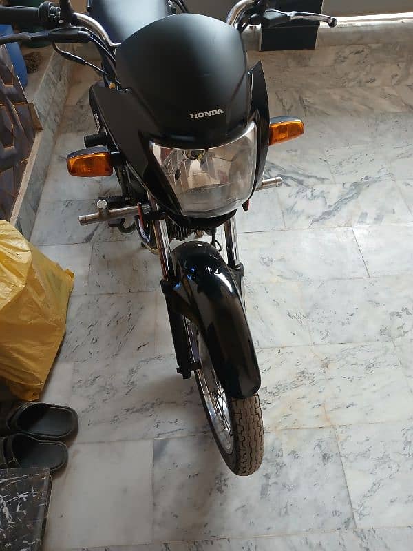 Brand New Honda Pridor 2023 Model Black Beast in lush condition 2