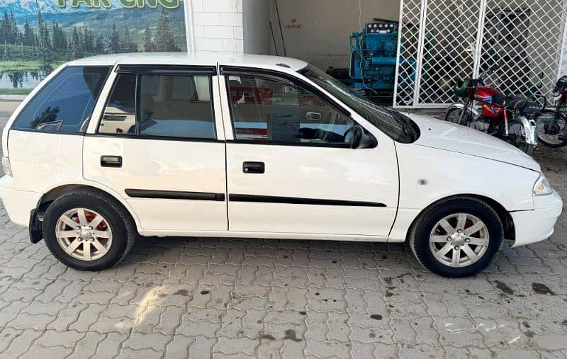 Suzuki Cultus VXR 2015 3