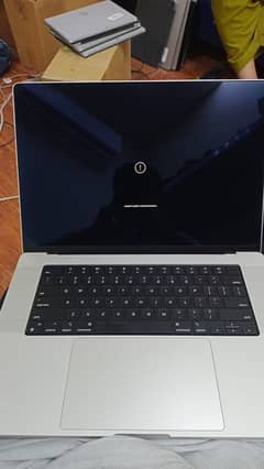 Macbook pro 16 inch 2021 M1 Chip