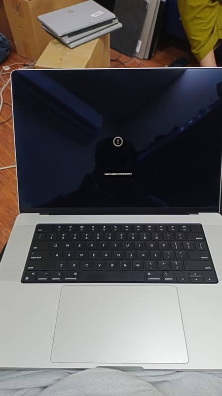 Macbook pro 16 inch 2021 M1 Chip 0