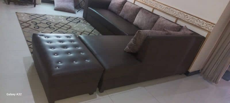 L- shape sofa urgent sale 0