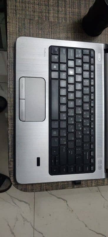 HP ProBook 430 (5th Generation) 1