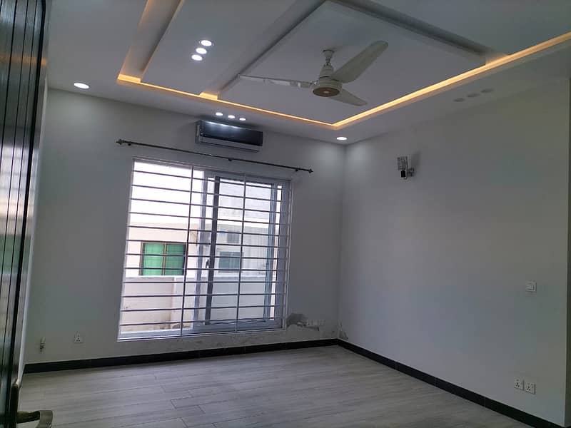 Upper portion for rent 1