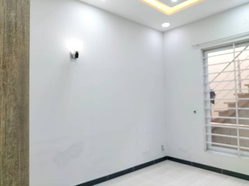 Upper portion for rent 2