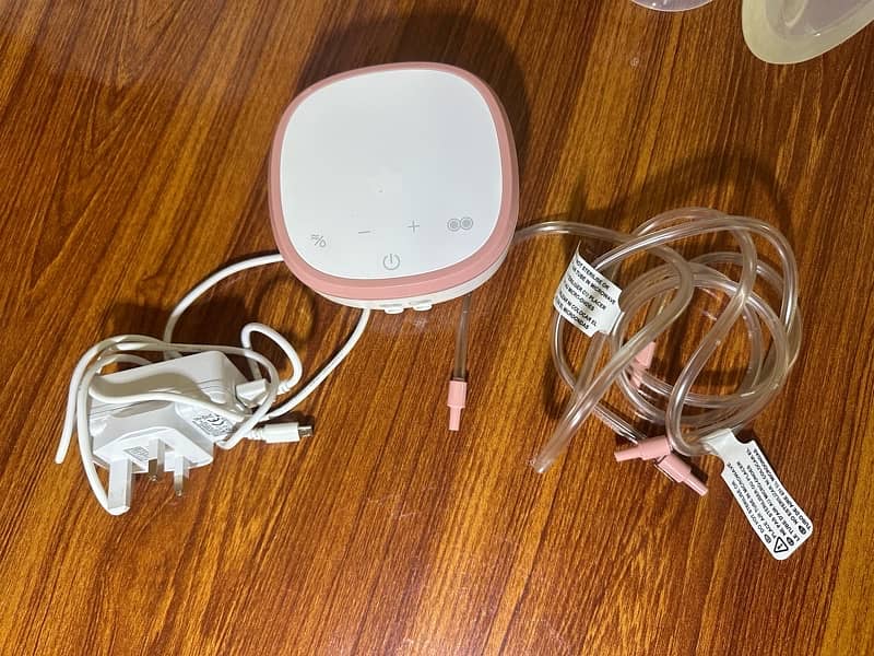 Tommee Tippee Double Electric Breast pump 4