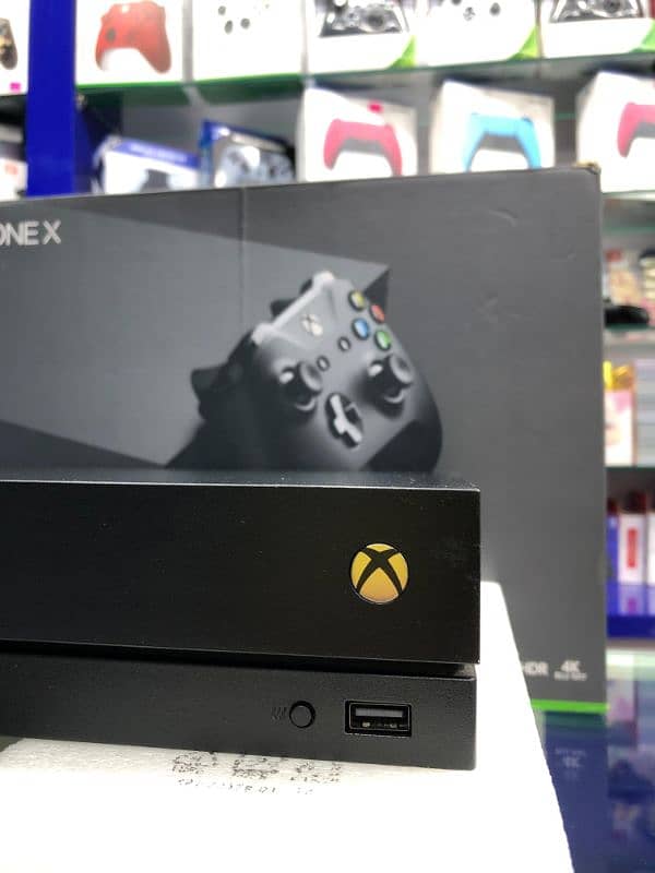 Xbox OneX 1 TB 4K Sported with 15 games installed 3