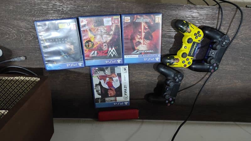 Ps4 with games and controllers 2