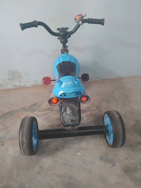 Tricycle 1