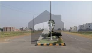 Get An Attractive Prime Location Residential Plot In Gujranwala Under Rs. 13500000