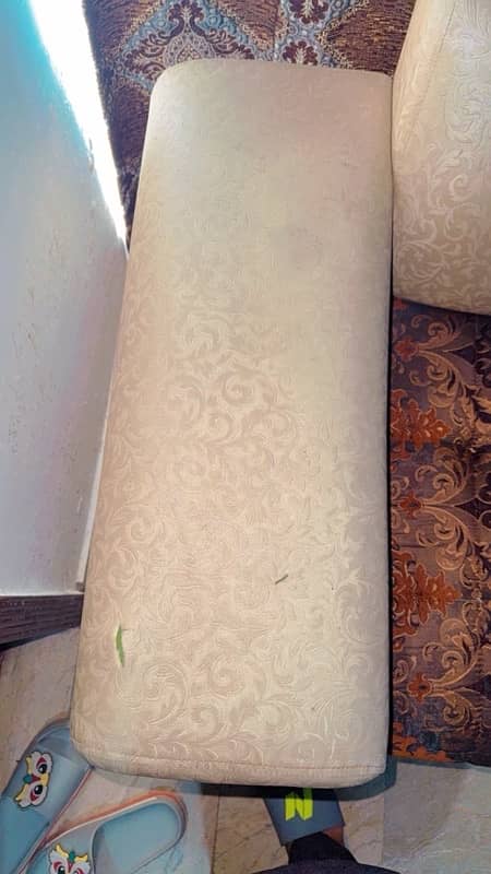 sofa for sell 2