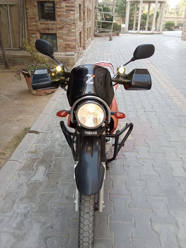 Yamaha YBR 125 G model 2024, urgent sale 10